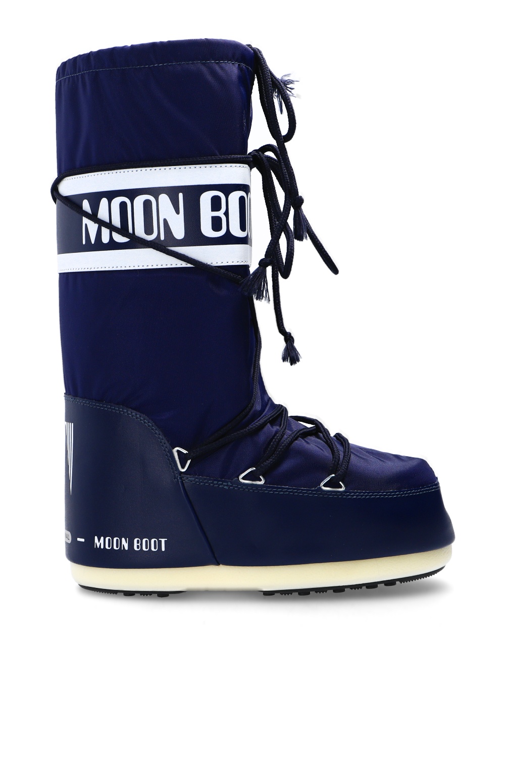 Moon boot shoes sales nike